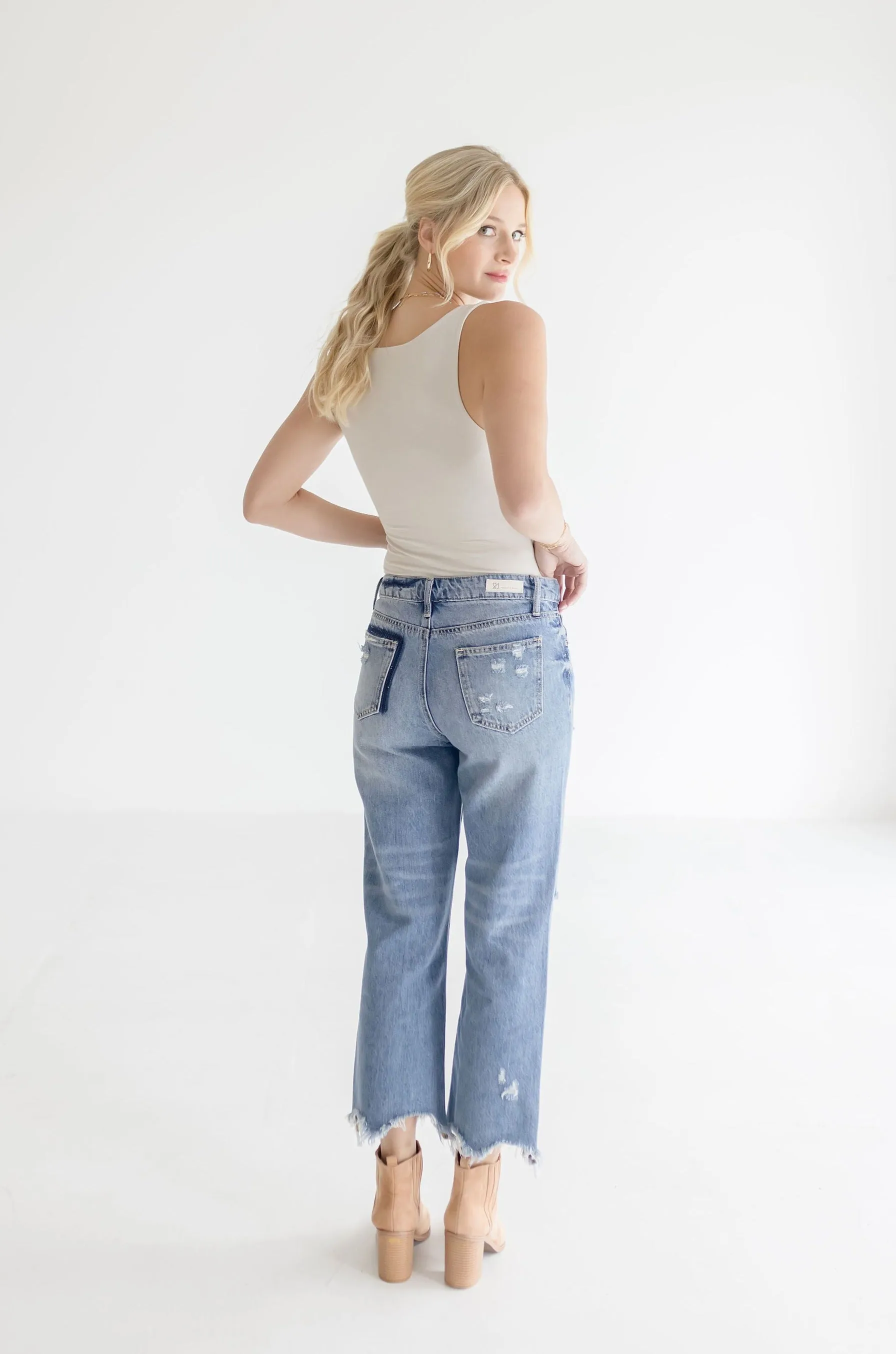 Anna High Rise Distressed Jeans Medium Wash