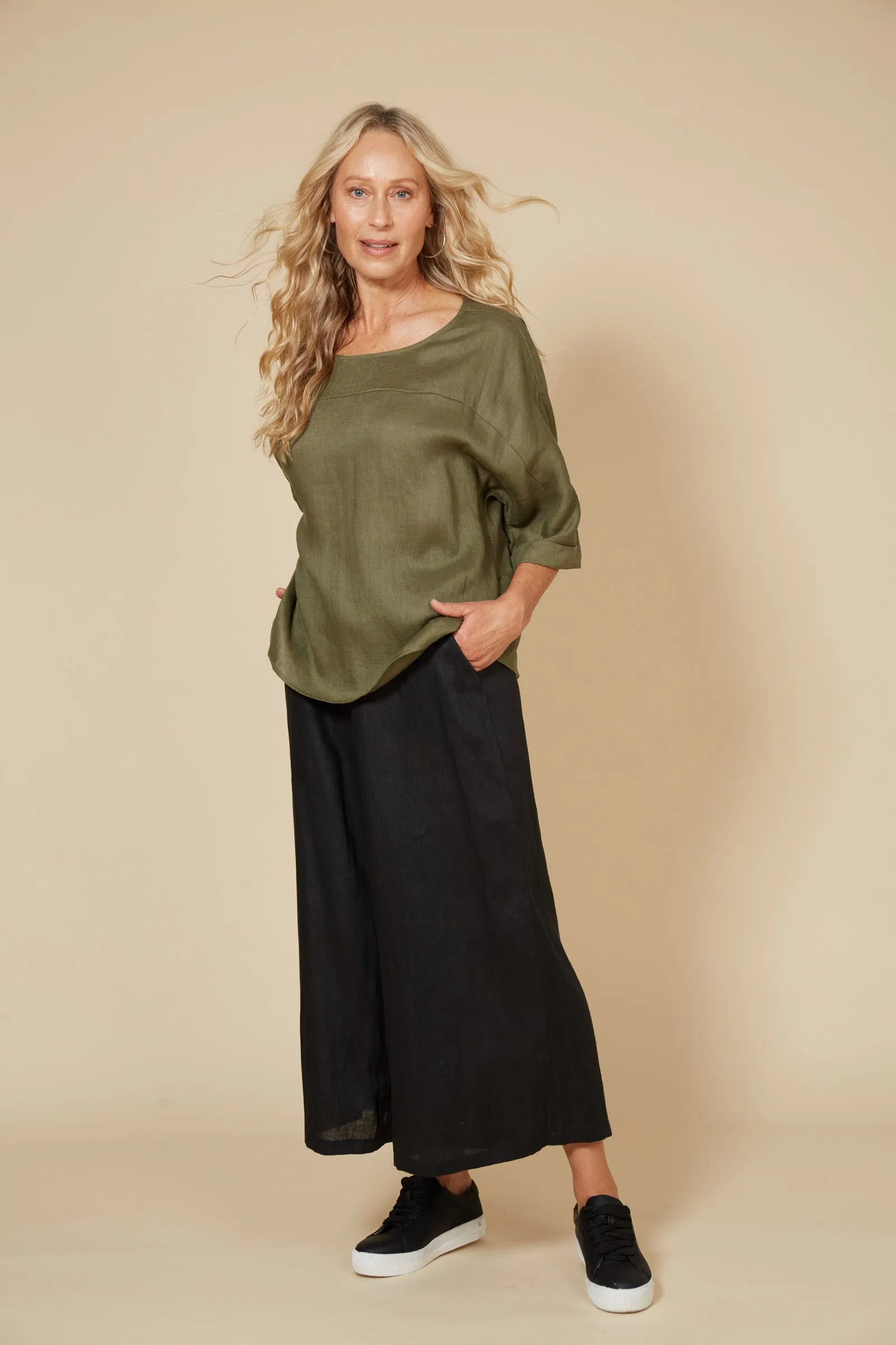 Studio Linen Relaxed Top - Khaki