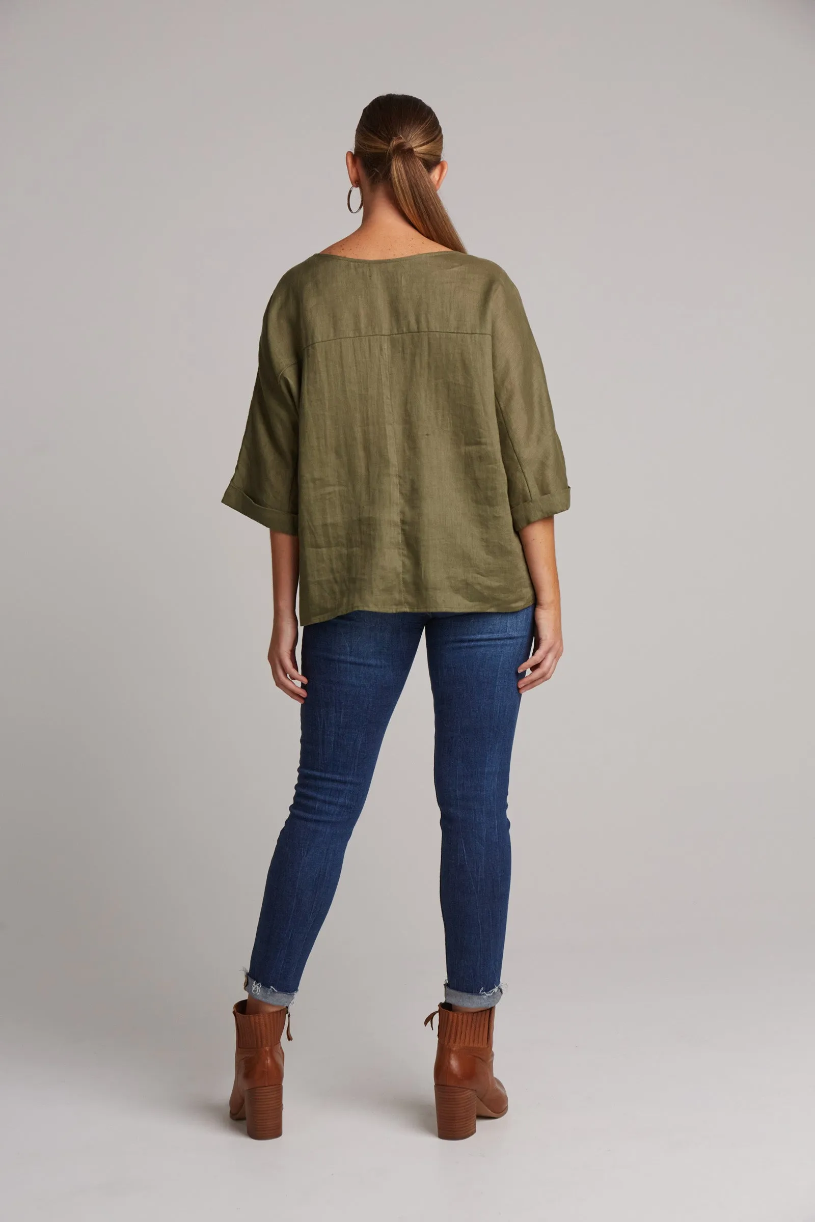 Studio Linen Relaxed Top - Khaki